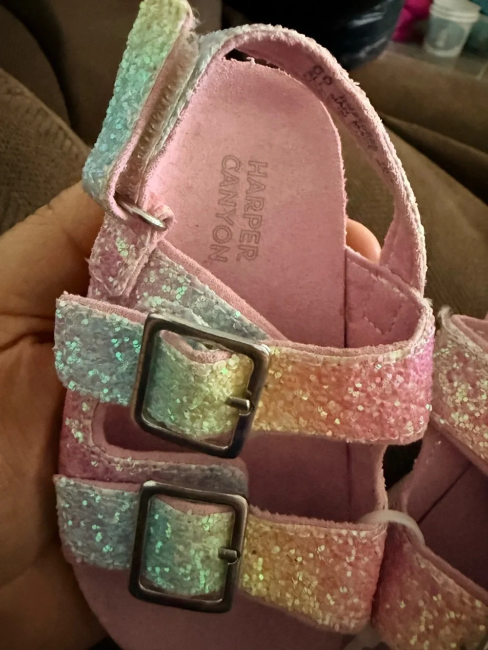 Harper Canyon Girls Sparkle Pink Glitter Buckle Sandals. Size 6